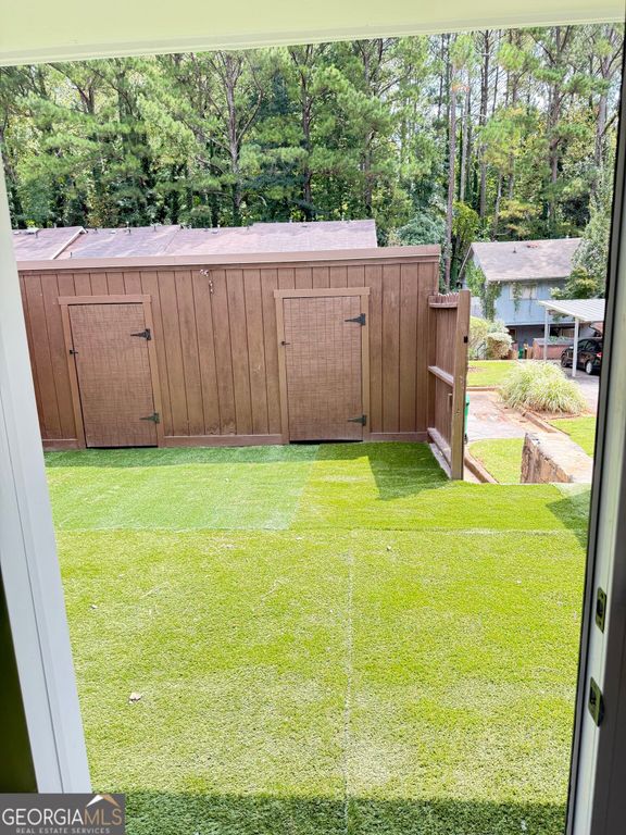 621 Garden Walk Drive, Stone Mountain, GA 30083 — photo 4