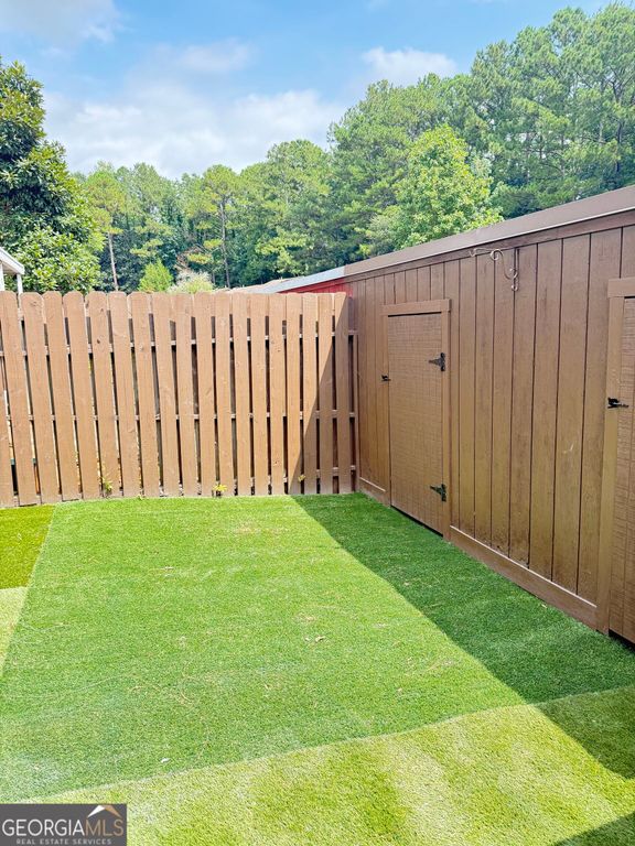 621 Garden Walk Drive, Stone Mountain, GA 30083 — photo 5