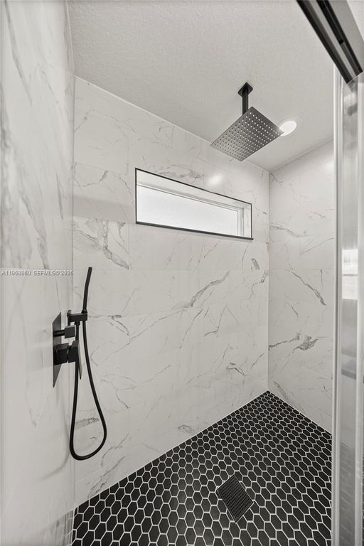 Image 20 of property listing at 9989 SW 42nd Ave, Ocala, FL 34476