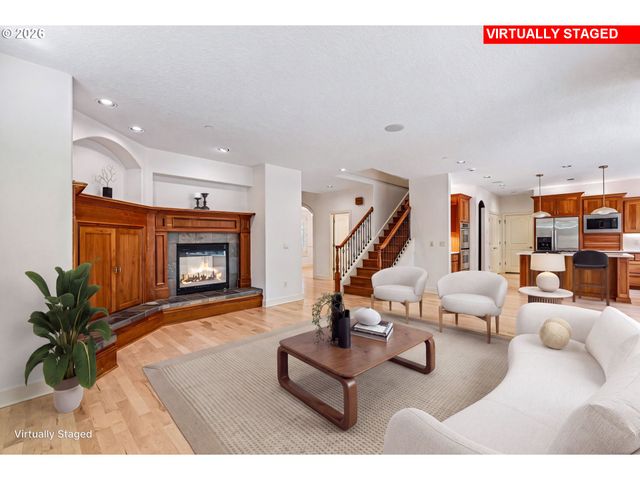 8768 Sw MARSEILLES Dr, Beaverton, OR 97007