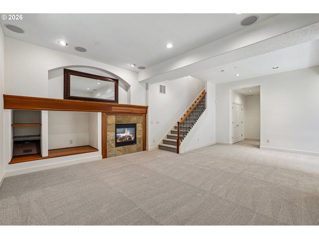 8768 Sw MARSEILLES Dr, Beaverton, OR 97007