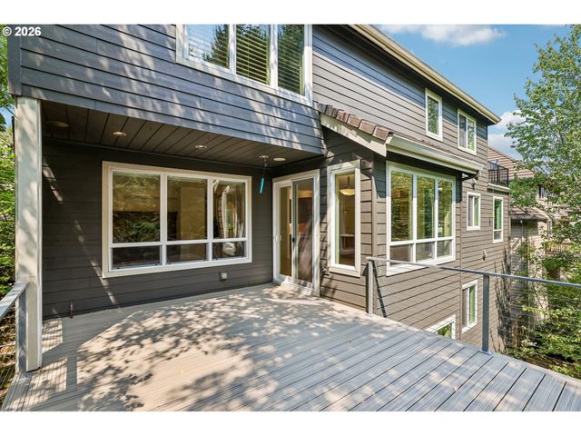 8768 Sw MARSEILLES Dr, Beaverton, OR 97007