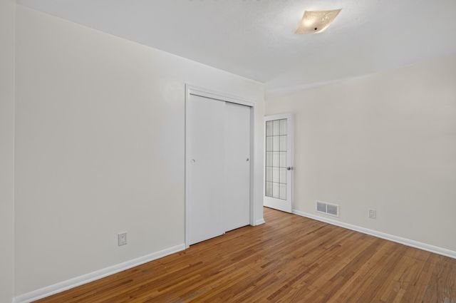 766 Idaho Avenue E, Saint Paul, MN 55106