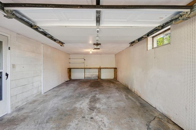 766 Idaho Avenue E, Saint Paul, MN 55106