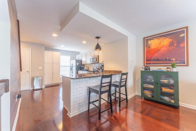 5602 Middle Falls St Street, 51, Dublin, OH 43016