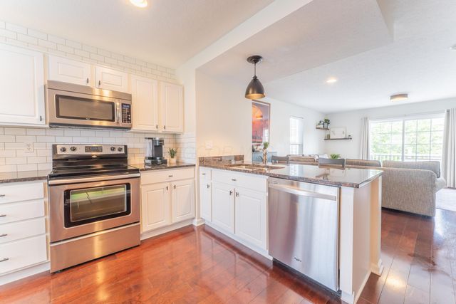 5602 Middle Falls St Street, 51, Dublin, OH 43016