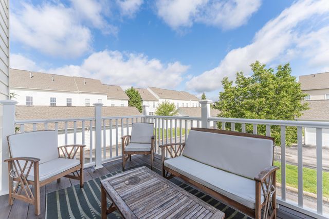 5602 Middle Falls St Street, 51, Dublin, OH 43016