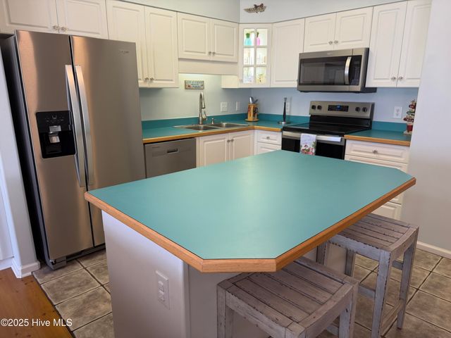 2802 Pier Pointe Drive, Emerald Isle, NC 28594