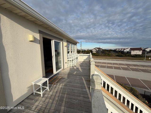 2802 Pier Pointe Drive, Emerald Isle, NC 28594