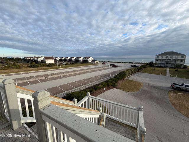 2802 Pier Pointe Drive, Emerald Isle, NC 28594