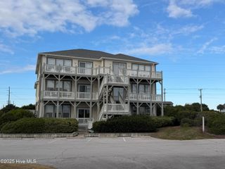2802 Pier Pointe Drive, Emerald Isle, NC 28594