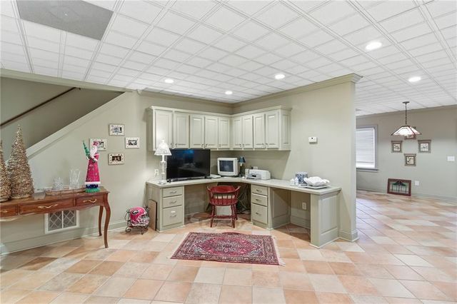 1038 Farmhouse Road, Gainesville, GA 30506