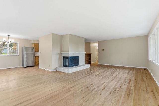 2827 E Mount Vernon Ct, Spokane, WA 99223