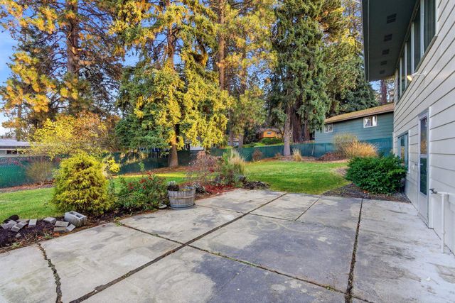 2827 E Mount Vernon Ct, Spokane, WA 99223