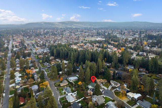 2827 E Mount Vernon Ct, Spokane, WA 99223