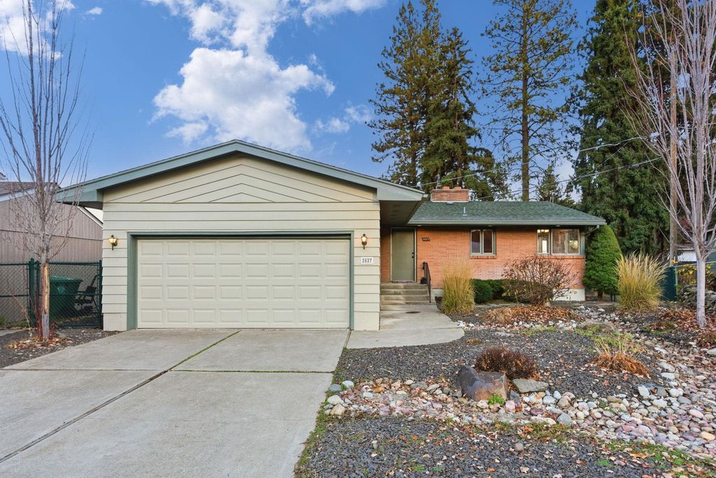 2827 E Mount Vernon Ct, Spokane, WA 99223