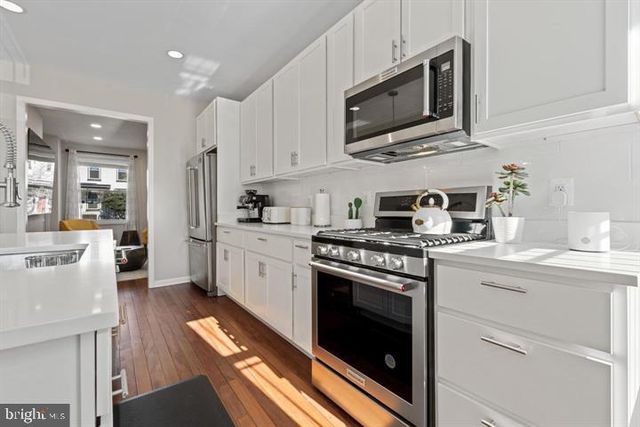 444 KENYON ST NW, Washington, DC 20010