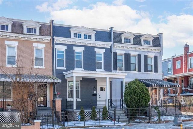 444 KENYON ST NW, Washington, DC 20010