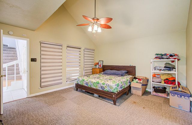6602 Castle Lane Drive, Houston, TX 77066