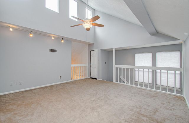 6602 Castle Lane Drive, Houston, TX 77066