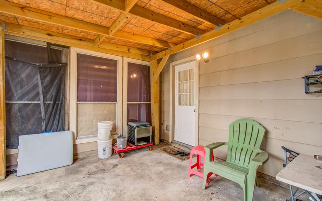 6602 Castle Lane Drive, Houston, TX 77066