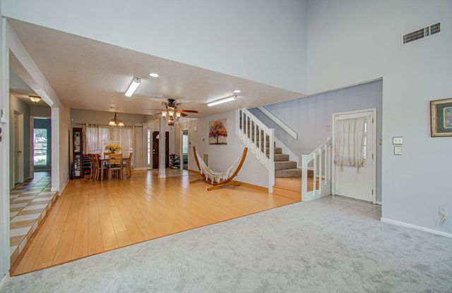 6602 Castle Lane Drive, Houston, TX 77066