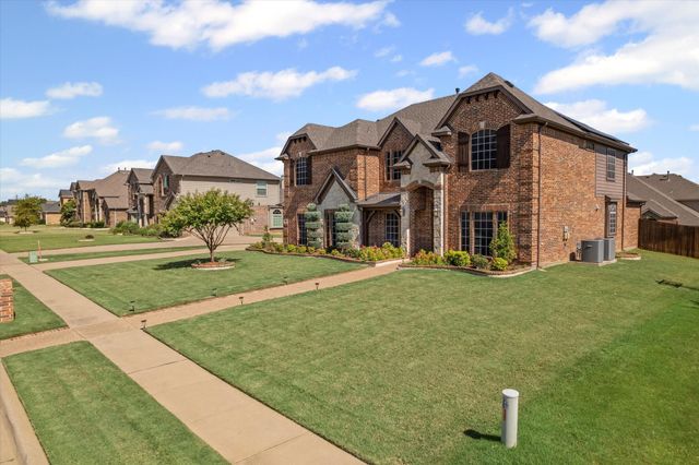 1165 River Rock Drive, Kennedale, TX 76060