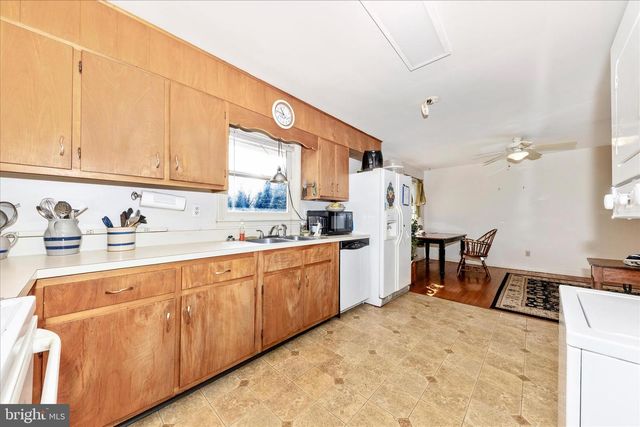 7029 ROCK CREEK DR, Frederick, MD 21702