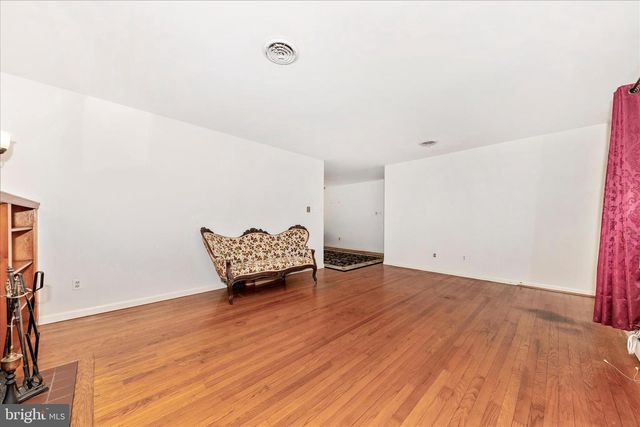 7029 ROCK CREEK DR, Frederick, MD 21702