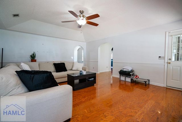 411 Christopher Drive, Hinesville, GA 31313