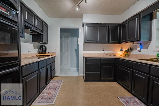 411 Christopher Drive, Hinesville, GA 31313