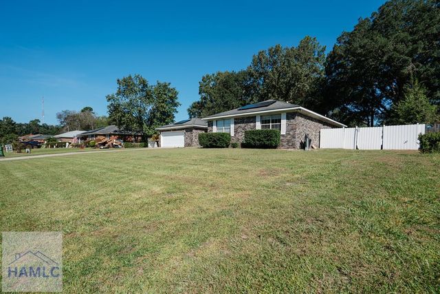 411 Christopher Drive, Hinesville, GA 31313