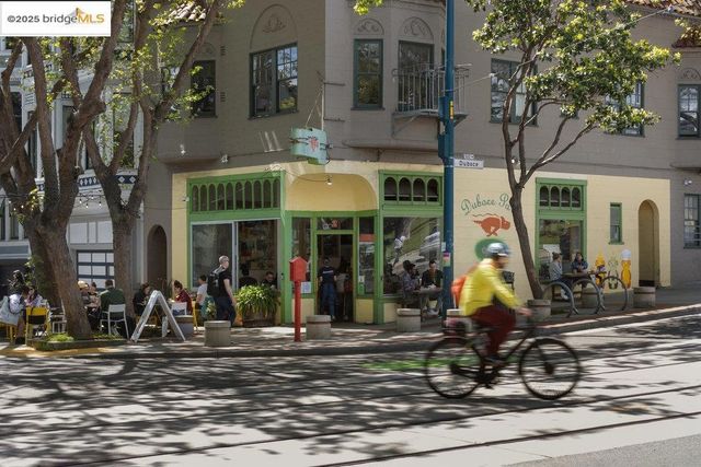 12 Beaver St, San Francisco, CA 94114