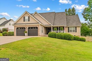 209 Vineyard Drive, Tunnel Hill, GA 30755