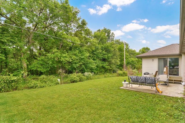 450 S Basswood Avenue, Republic, MO 65738