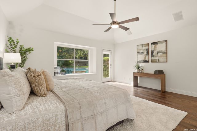 24 Inwood Mnr, San Antonio, TX 78248