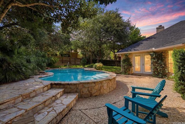 24 Inwood Mnr, San Antonio, TX 78248