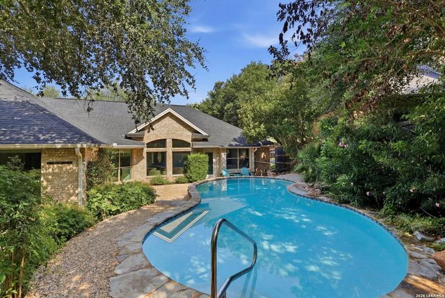 24 Inwood Mnr, San Antonio, TX 78248