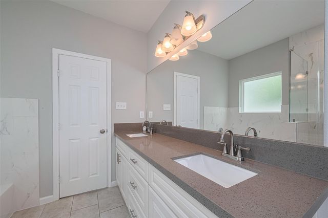 7981 Saint Louis Street, Houston, TX 77028