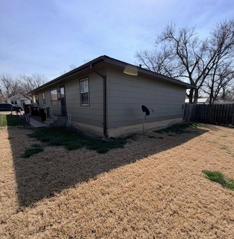 610-612 Montrose St, Salina, KS 67401