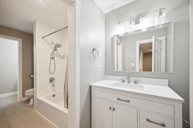 2413 Kingston Street, Houston, TX 77019