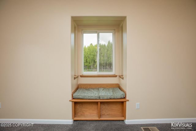 4251 N Pitman Road, Wasilla, AK 99623