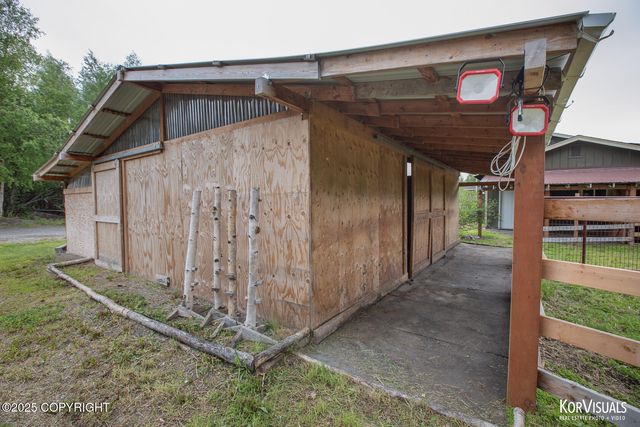 4251 N Pitman Road, Wasilla, AK 99623