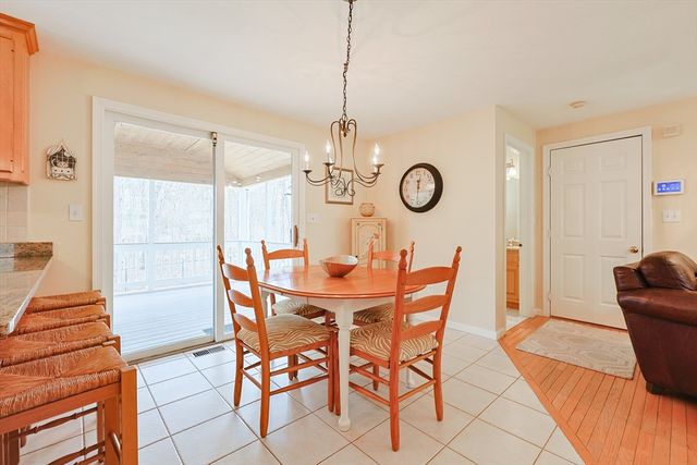 15 Tilting Rock Rd, Wrentham, MA 02093