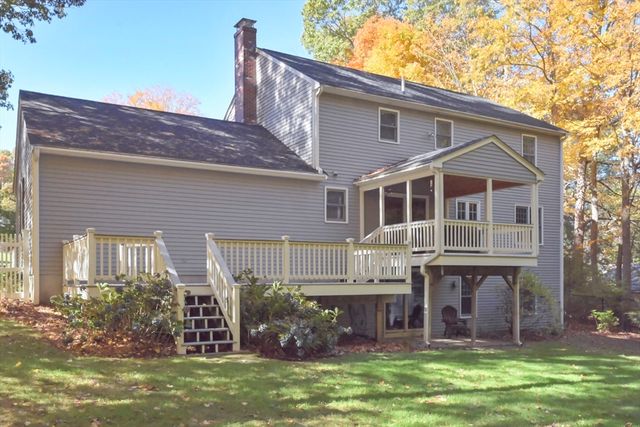 15 Tilting Rock Rd, Wrentham, MA 02093