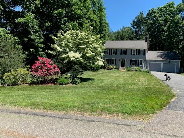 15 Tilting Rock Rd, Wrentham, MA 02093