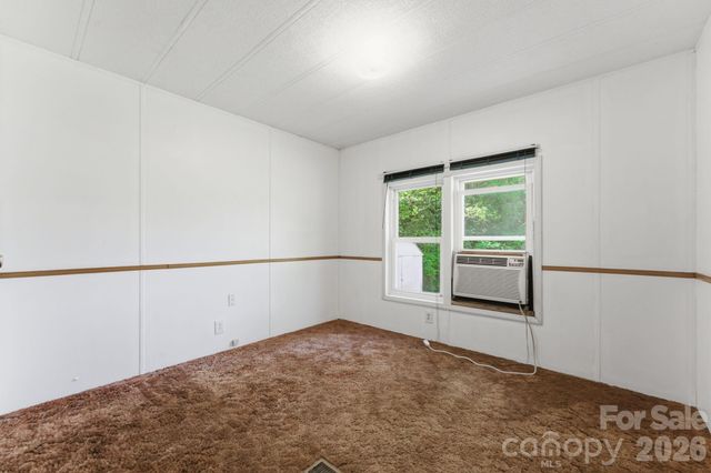 1200 Barkers Creek Road, Whittier, NC 28789