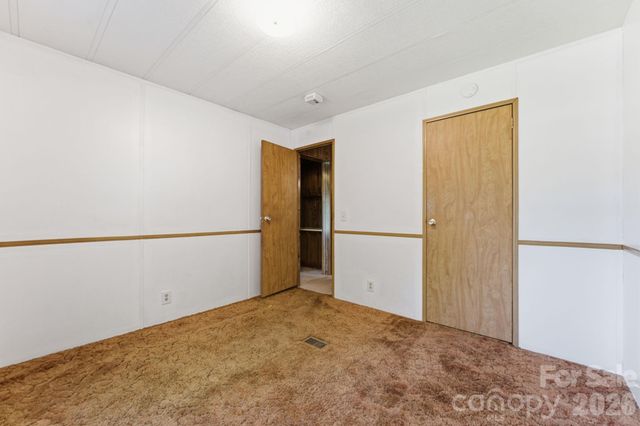 1200 Barkers Creek Road, Whittier, NC 28789