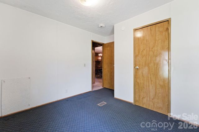 1200 Barkers Creek Road, Whittier, NC 28789