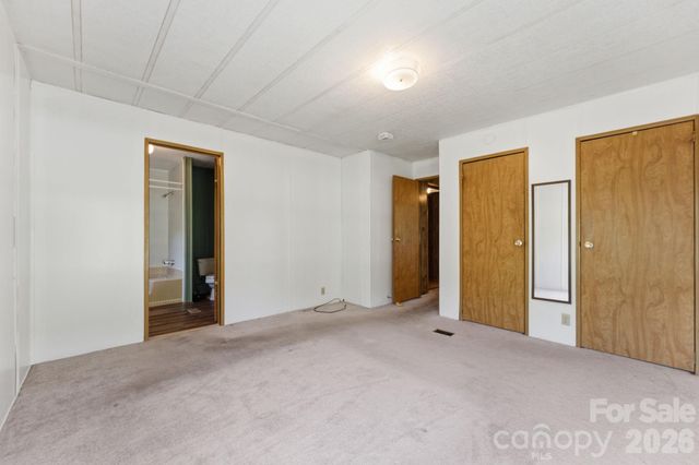 1200 Barkers Creek Road, Whittier, NC 28789